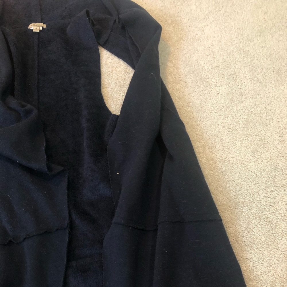 Navy pullover
